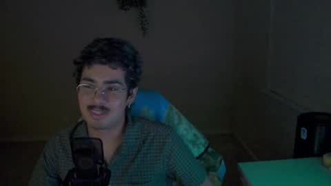 Snapshot of silentscout1 chatting on 04/01/26, 10:49 Scout online show from 04/01/26, 10:49