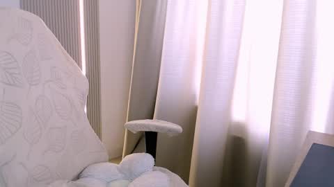silk_ann online show from 05/03/26, 06:52