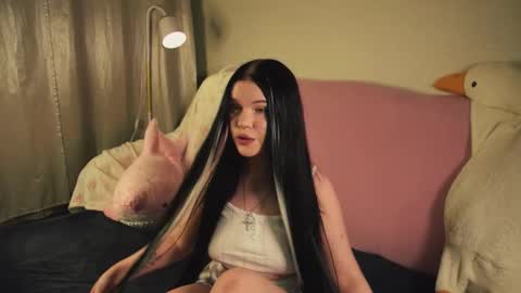 Nixie online show from 12/15/25, 04:33