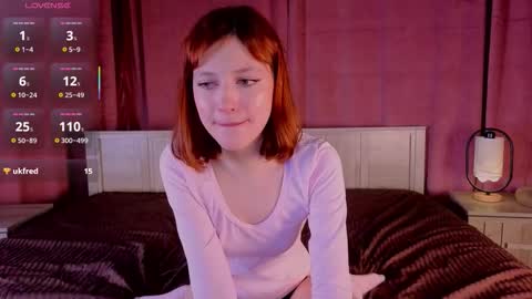 silly___woman online show from 11/12/25, 01:33