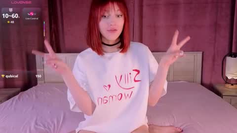 silly___woman online show from 11/30/25, 08:24