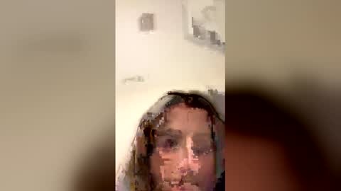Snapshot of sillyme789888 chatting on 05/30/26, 04:04 sillyme789888 online show from 05/30/26, 04:04