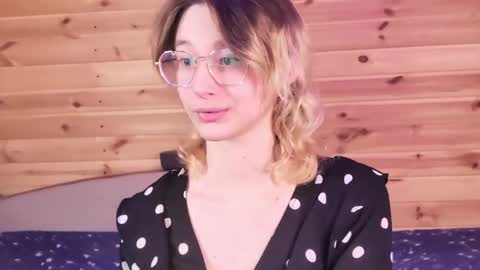 Snapshot of silva_tailll chatting on 04/19/26, 06:10 silva online show from 04/19/26, 06:10