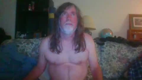 Snapshot of silverfunfox chatting on 12/11/24, 04:18 silverfunfox online show from 12/11/24, 04:18