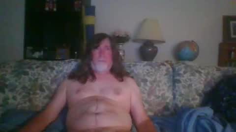 Snapshot of silverfunfox chatting on 12/18/24, 02:10 silverfunfox online show from 12/18/24, 02:10