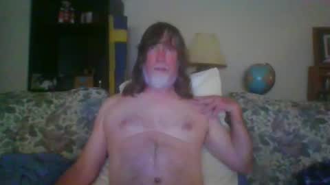 Snapshot of silverfunfox chatting on 02/17/25, 09:03 silverfunfox online show from 02/17/25, 09:03