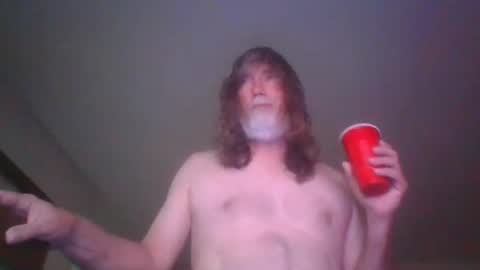 Snapshot of silverfunfox chatting on 09/24/25, 01:58 silverfunfox online show from 09/24/25, 01:58