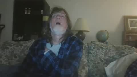 silverfunfox online show from 12/21/25, 04:19