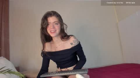 Snapshot of silverhase1 chatting on 12/20/25, 08:38 silverhase1 online show from 12/20/25, 08:38