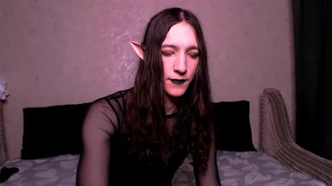 silvermuse online show from 10/28/25, 08:11