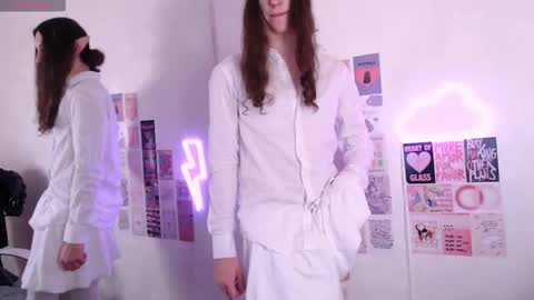 silvermuse online show from 02/13/26, 10:17