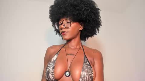 Snapshot of silverosequeen chatting on 03/14/26, 07:36 silverosequeen online show from 03/14/26, 07:36