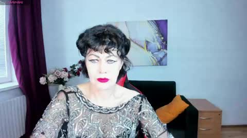 Silvia Wallec online show from 04/29/26, 05:55