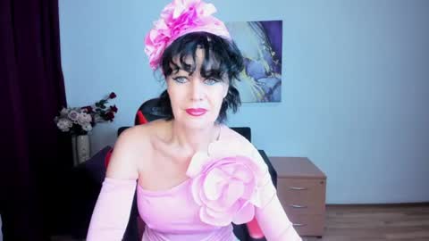 Silvia Wallec online show from 07/20/26, 05:33