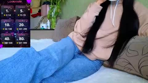 miss Anna online show from 02/09/25, 02:07