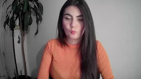 Snapshot of silviecollins chatting on 12/07/24, 01:14 Silvie online show from 12/07/24, 01:14
