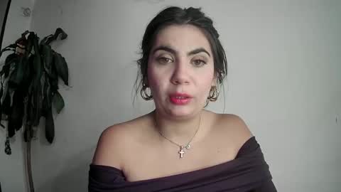 Snapshot of silviecollins chatting on 02/09/25, 12:17 Silvie online show from 02/09/25, 12:17