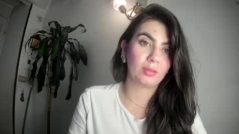 Snapshot of silviecollins chatting on 03/05/25, 12:16 Silvie online show from 03/05/25, 12:16