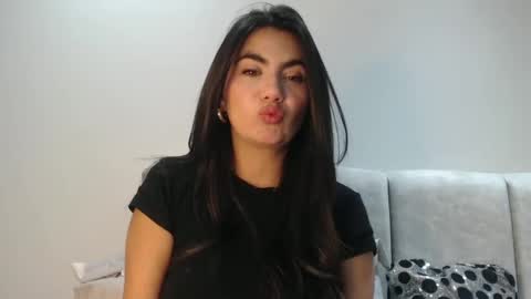 Snapshot of silviecollins chatting on 09/11/25, 01:17 Silvie online show from 09/11/25, 01:17