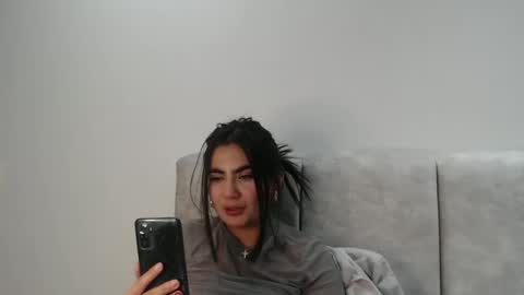 Snapshot of silviecollins chatting on 09/28/25, 05:24 Silvie online show from 09/28/25, 05:24