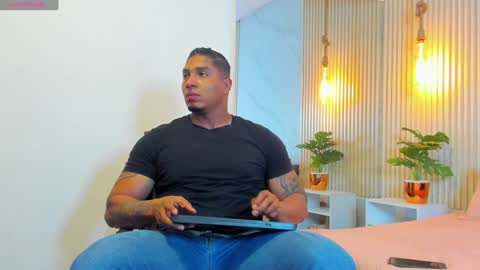 Snapshot of simeone_panda chatting on 01/09/25, 11:58 simeone_panda online show from 01/09/25, 11:58