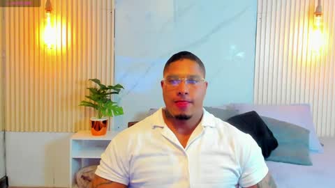 Snapshot of simeone_panda chatting on 02/06/25, 11:54 simeone_panda online show from 02/06/25, 11:54