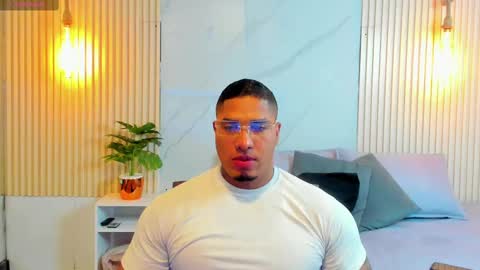 Snapshot of simeone_panda chatting on 02/12/25, 11:51 simeone_panda online show from 02/12/25, 11:51
