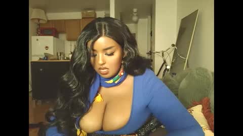 Snapshot of siminfox chatting on 11/08/25, 04:01 Simin Fox online show from 11/08/25, 04:01