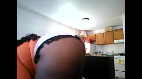 Snapshot of siminfox chatting on 02/25/26, 06:17 Simin Fox online show from 02/25/26, 06:17