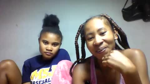 Snapshot of simirna98 chatting on 06/03/26, 09:09 simirna98 online show from 06/03/26, 09:09