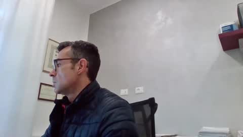 Snapshot of simmeturbate chatting on 01/10/26, 07:21 Italiandaddyitalydickassbottomassholecomshowmasturbatenudeboyitalyatleticcutemuscolarhardcockdickboy online show from 01/10/26, 07:21