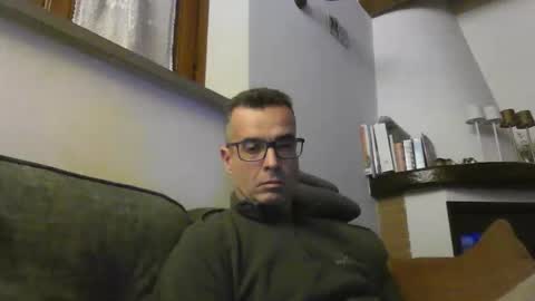 Snapshot of simmeturbate chatting on 02/17/26, 10:38 Italiandaddyitalydickassbottomassholecomshowmasturbatenudeboyitalyatleticcutemuscolarhardcockdickboy online show from 02/17/26, 10:38