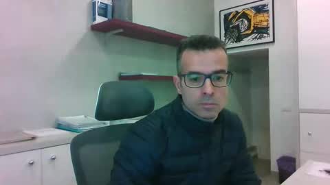 Snapshot of simmeturbate chatting on 03/03/26, 07:03 Italiandaddyitalydickassbottomassholecomshowmasturbatenudeboyitalyatleticcutemuscolarhardcockdickboy online show from 03/03/26, 07:03