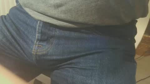 Snapshot of simni22 chatting on 12/23/24, 03:23 Simni online show from 12/23/24, 03:23