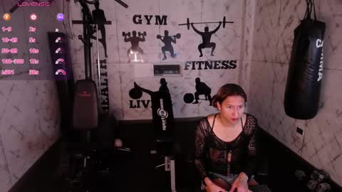 Snapshot of simon_durand chatting on 02/23/25, 04:07 simon_durand online show from 02/23/25, 04:07