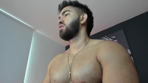 Snapshot of simon_leon01 chatting on 01/10/25, 12:47 simon_leon01 online show from 01/10/25, 12:47