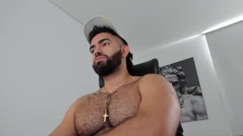 simon_leon01 online show from 06/24/26, 09:25