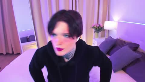 Simona online show from 01/18/25, 05:31