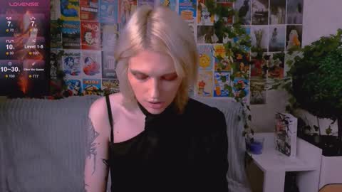 Simona online show from 11/03/25, 10:42