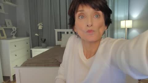 Simona  online show from 03/01/25, 12:12