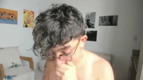 Sim. online show from 12/25/24, 04:22