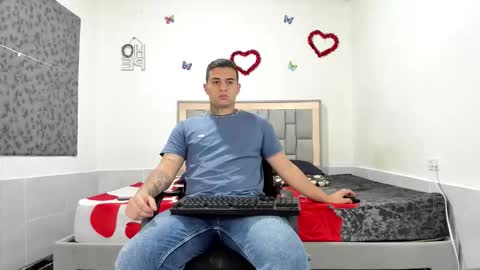 Snapshot of simonkeler chatting on 10/02/25, 10:22 SIMON KELER online show from 10/02/25, 10:22