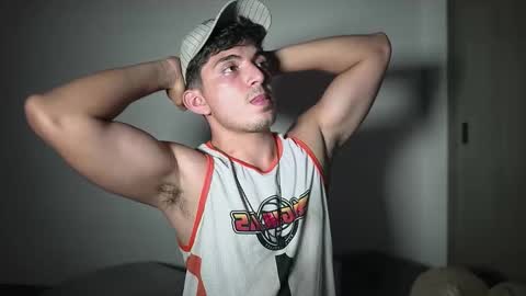 Snapshot of simoon_01 chatting on 02/06/26, 03:33 SIMOON online show from 02/06/26, 03:33