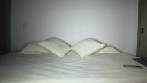 Snapshot of simoon_01 chatting on 02/12/26, 01:55 SIMOON online show from 02/12/26, 01:55