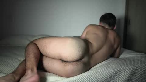 Snapshot of simoon_01 chatting on 02/18/26, 04:08 SIMOON online show from 02/18/26, 04:08