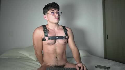 Snapshot of simoon_01 chatting on 02/18/26, 07:54 SIMOON online show from 02/18/26, 07:54