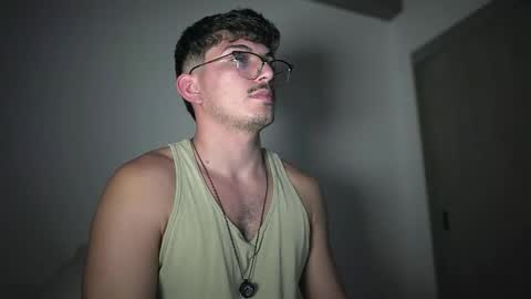 Snapshot of simoon_01 chatting on 03/24/26, 11:10 SIMOON online show from 03/24/26, 11:10