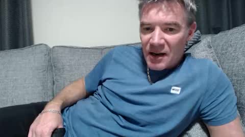 Snapshot of simplelife0 chatting on 11/04/25, 07:24 Ricky online show from 11/04/25, 07:24