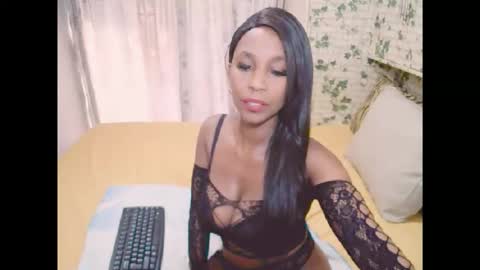 Snapshot of simply_pleasure00 chatting on 05/19/26, 05:58 simply_pleasure00 online show from 05/19/26, 05:58