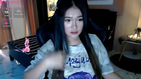 Adrianna Fowler online show from 02/06/26, 01:43